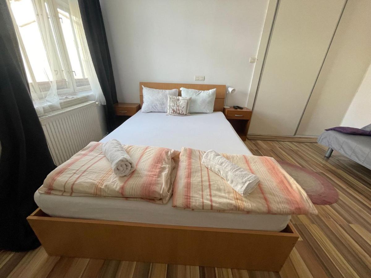 Turnul Portii Apartment ซีบิว ภายนอก รูปภาพ